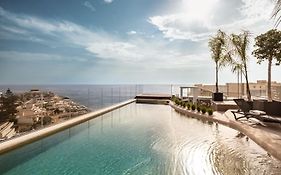 Fitch Hotel